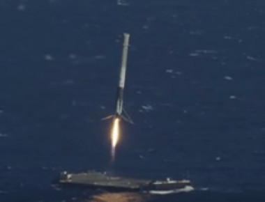 SpaceX: Όλες οι προσγειώσεις πυραύλων τον τελευταίο χρόνο μέσα σε 60'' (βίντεο)